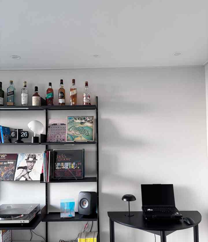 #최애브랜드
#ケフ
#KEF
音楽を聴く 好きなカップル Bluetoothスピーカー出力 良くインテリア効果も遜色なくて回り回す定着テム
#インテリアスピーカー
#スピーカー