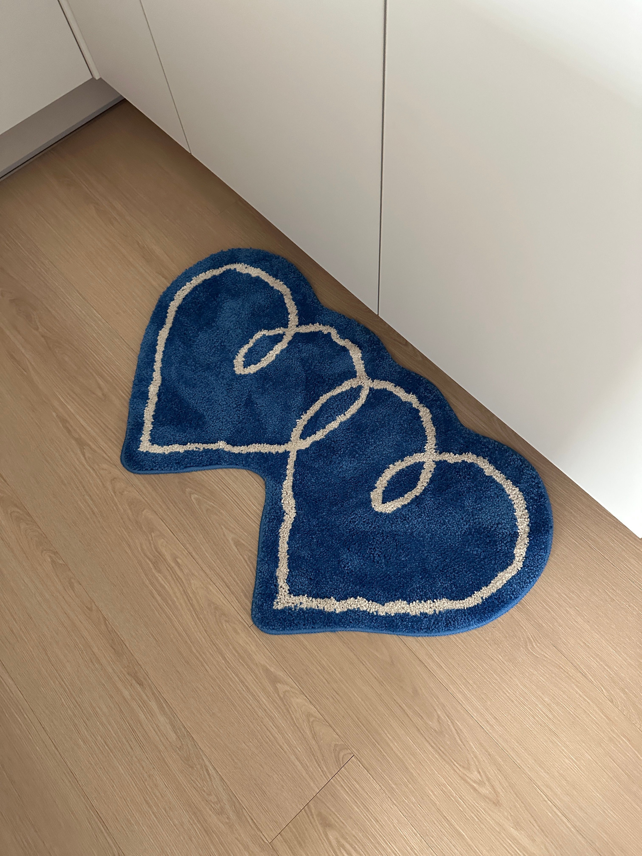 BWTZ Double Heart Accent Rug user photo
