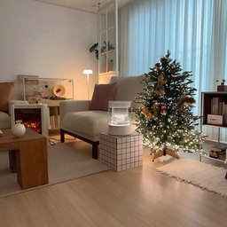 겨울이라서 집안에 해가 사라질때쯤 조명을 다 켜 놓았는데 분위기가 참 예뻐요
오늘도 따뜻한 하루 되세요😍
#오늘의우리집 #콘수프기록집 #거실 #거실인테리어 #거실꾸미기 #집꾸미기 #홈인테리어 #인테리어 #거실스타그램 #홈스타그램 #집스타그램 #거실소품 #거실가구 #거실데코 #우리집 #신혼집인테리어 #거실꾸밈 #인테리어소품 #홈데코 #거실인테리어소품 #우드인테리어 #우드 #우드테이블 #우드스타일링 