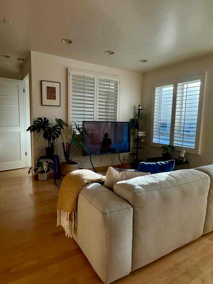 I have a small sized living room and here’s the way I arrange my large items: 
1. Place a couch in the center, use it as a space divider 
2. Replaced a boxy tv storage with a light weight style tv stand, to make the space looks less stuffed 
#spacearrangement #livingroom #smallspace #tvstand 