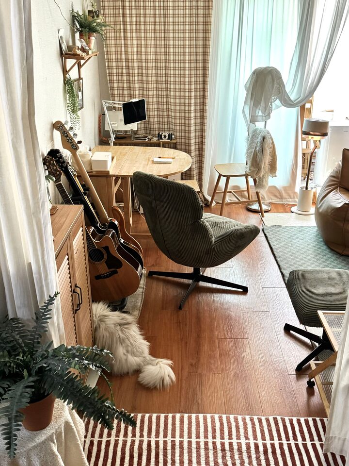 short form carousel card thumbnail