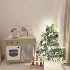 크리스마스 선물로 받은 주방놀이랑 아이스크림 교구로 신난 우리 지유 💚♥️🎄

멜크!!!
내일은 아빠 산타가 대기중이야


#크리스마스 #크리스마스이브 #크리스마스소품 #아기방 #아기방꾸미기 #군인관사 #관사 #관사꾸미기 #아라홈 #주방놀이 #원목장난감 #원목교구 #아기장난감 #돌아기장난감 