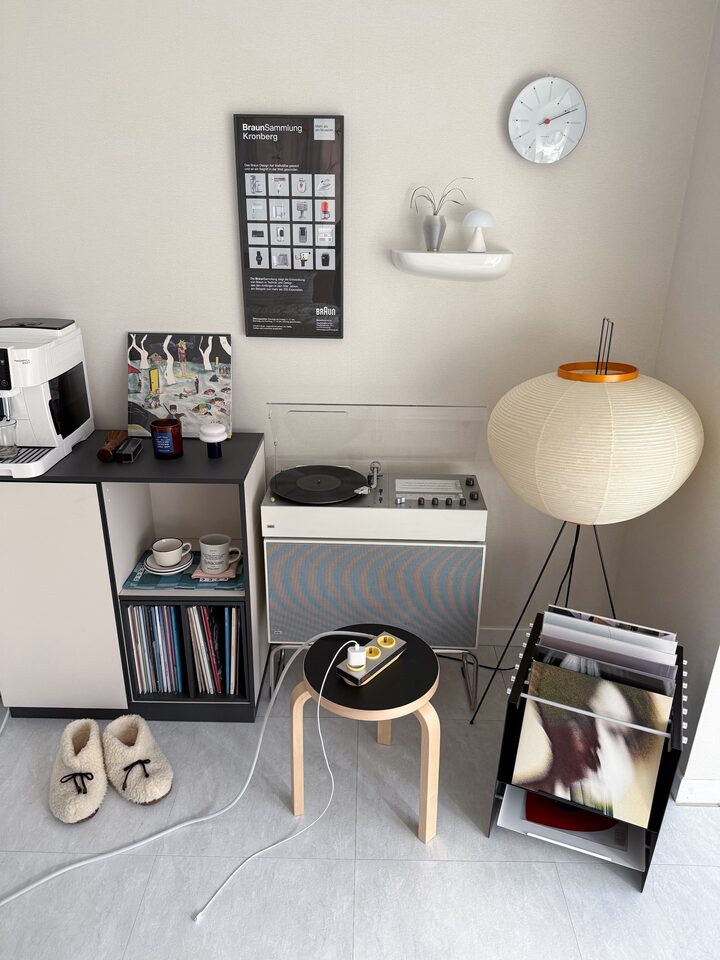 short form carousel card thumbnail