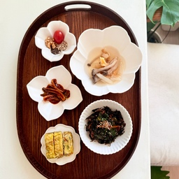 #오늘의우리집 #콘수프기록집 #달걀말이 #깻잎밥 #황태국 #오징어볶음 #호두 #토마토 #오징어덮밥 #식사기록 #집밥기록 