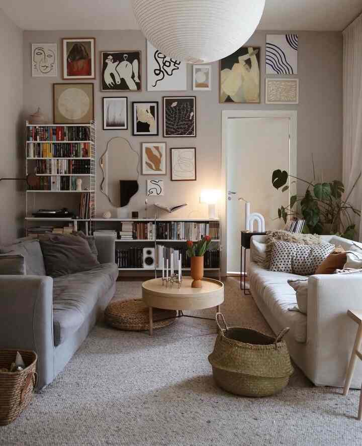 Where cozy meets curated.
Soft tones, art on the walls, and zero rush energy ✨

Credit:@therese.ahlstrom

#cozyhome
#aestheticinterior
#genzhomes
#softminimal
#neutralvibes
#moderncozy
#gallerywall
#homesweethome
#interiorinspo
