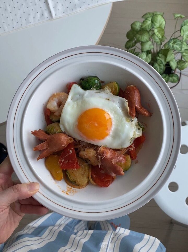 short form carousel card thumbnail