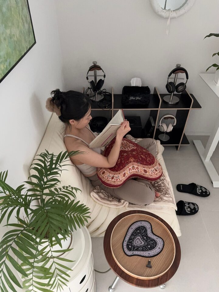 short form carousel card thumbnail