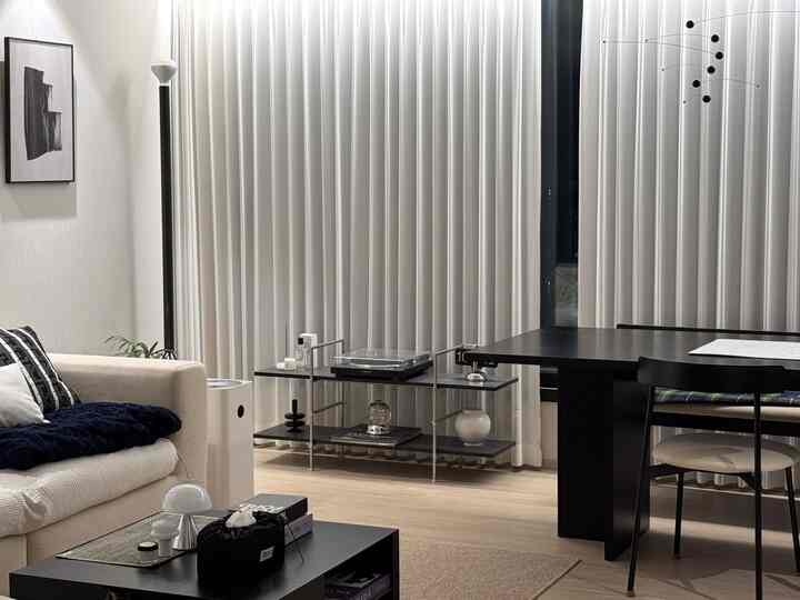 #콘수프기록집 #오늘의우리집 #맞팔 #소통
I'm in the middle of a long-overdue spring cleaning before leaving the house for the Lunar New Year holiday.
Every time I organize and clean, I find so much stuff to throw away...! Where did all this stuff go? 😅