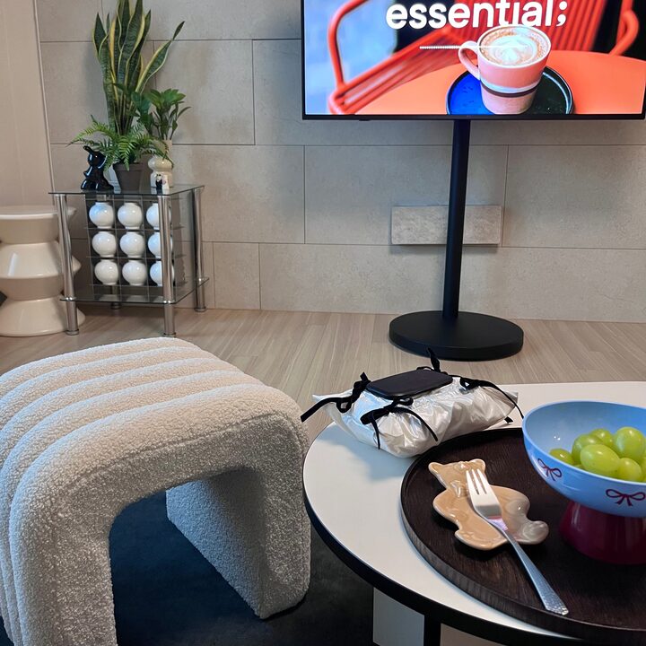 short form carousel card thumbnail