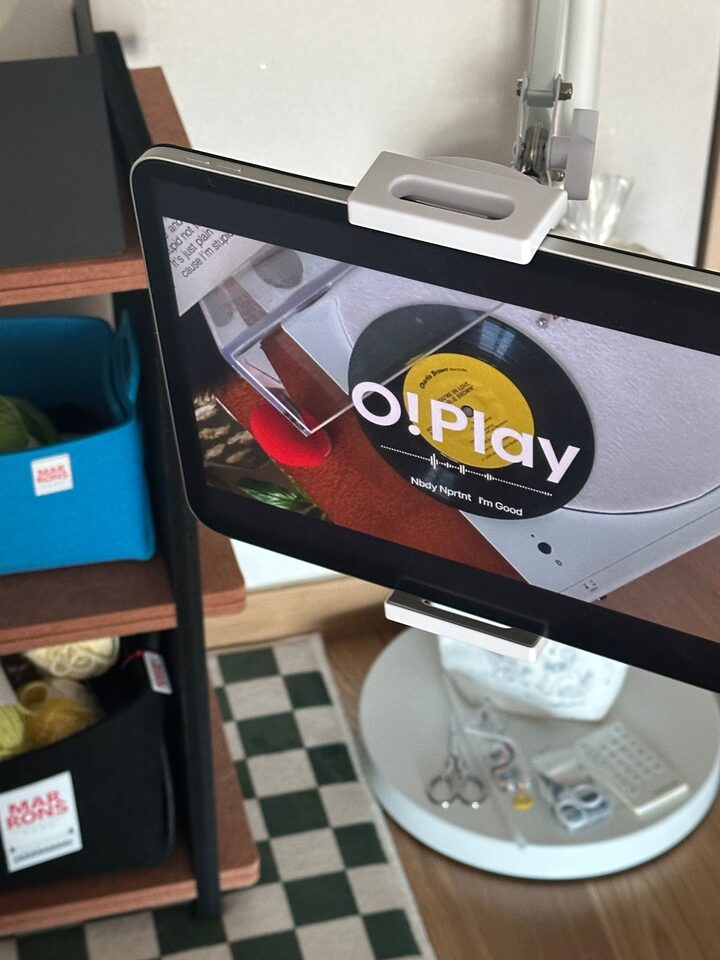 short form carousel card thumbnail