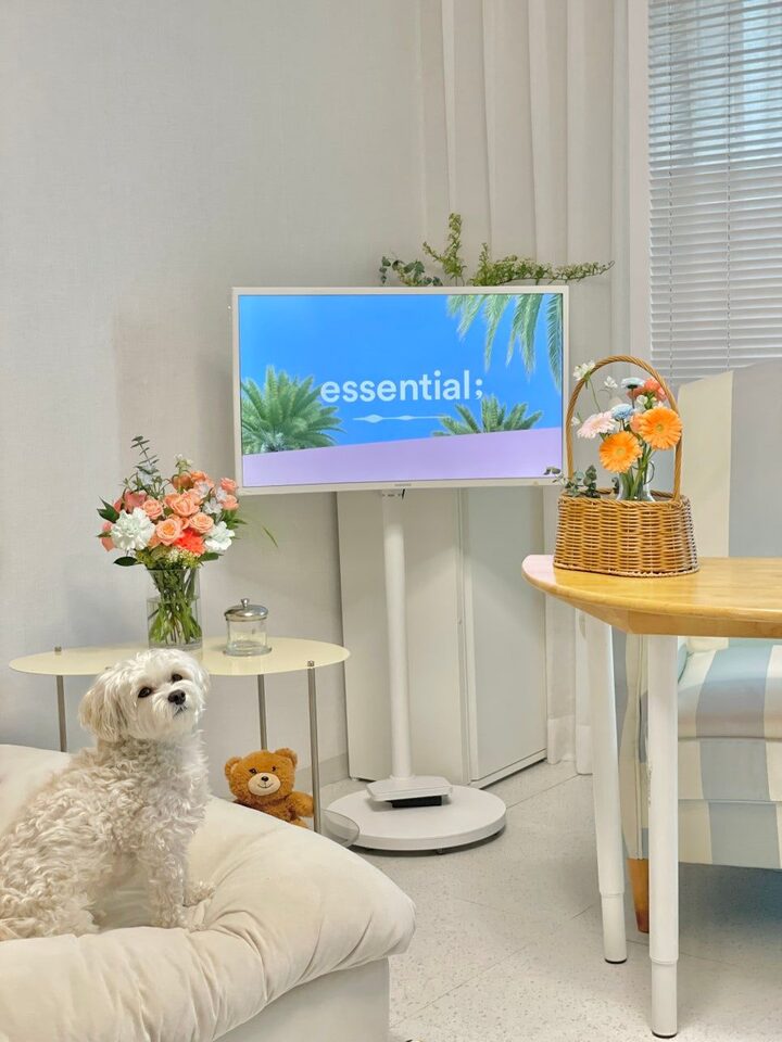 short form carousel card thumbnail