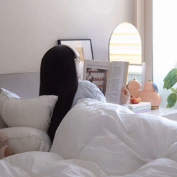 #콘수프기록집 #현명한소비 
요즘 푹 잔다는 느낌, 오랜만이에요.
밤마다 포근하게 감싸주는 노르딕슬립 
이불 사계절 덕분인지 잠이 깊어지더라고요.
덴마크 특허 소재 FOSSFLAKES 
포스플레이크로 만들어
가볍고 부드럽게 몸을 감싸주면서
밤새 쾌적한 온도를 유지해줘요.
비알레르기 소재에 OEKO-TEX Standard 100 
인증까지 받아 마음 편하게 쓰고 있어요.
요즘 숙면의 이유, 이불 덕이었나 봐요 🤍
내구성과 청결함까지 함께 관리할 수 있으니
신혼집 침구 고민이시거나
혼수로도 좋은 노르딕슬립 침구
사심 가득 담아 추천해요🤍🤍
#노르딕슬립 #이불사계절 #사계절이불 #침구추천 #숙면템 #이불추천 #사계절이불 #침구추천 #신혼집인테리어 #혼수준비 #집꾸미기 #포근한이불 #꿀잠템 #노르딕슬립