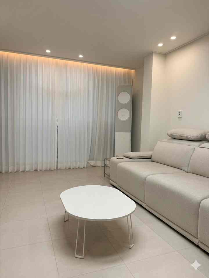 #最近新婚インテリア
#コンスープ 

新しく到着したテーブル炊飯にも広くデザインもとてもきれいですね

＃小道具＃テーブル＃メイドウェルカム 