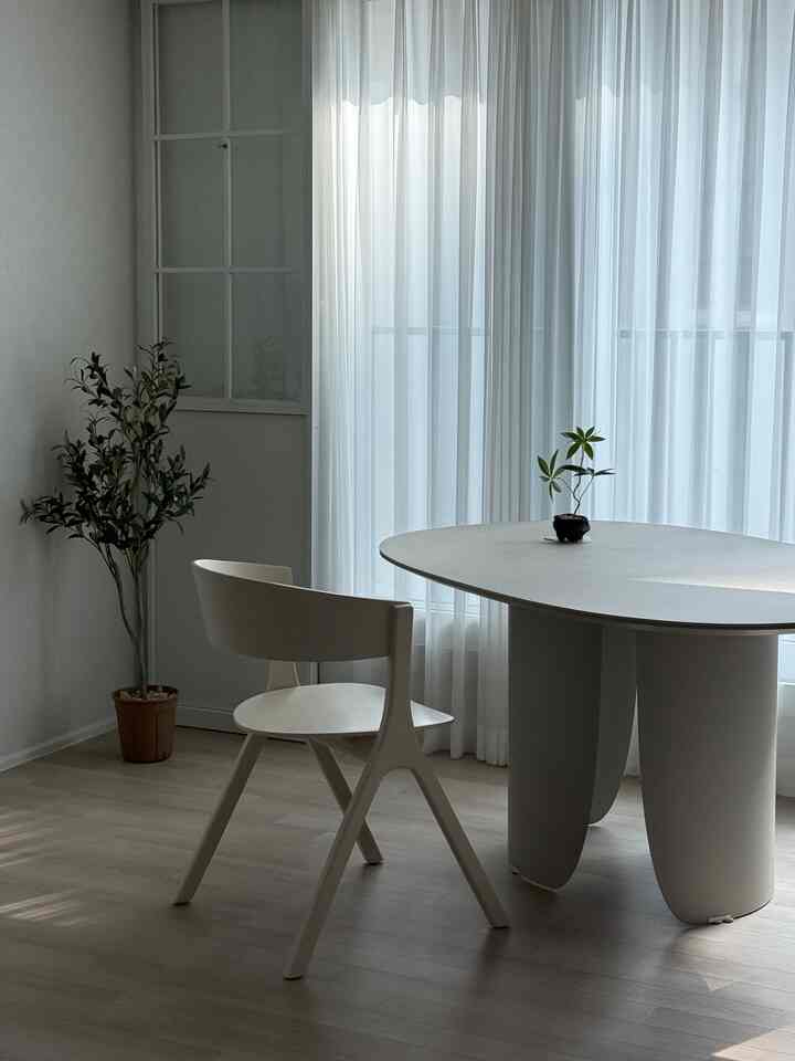 #콘수프기록집 #오늘의우리집 

ますます暖かくなる週末の天気ᰔ
春が待つ日々  #의자추천  #주말기록  #셀프인테리어  