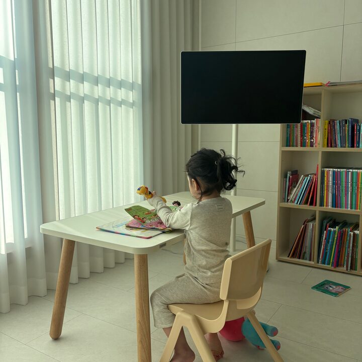 short form carousel card thumbnail