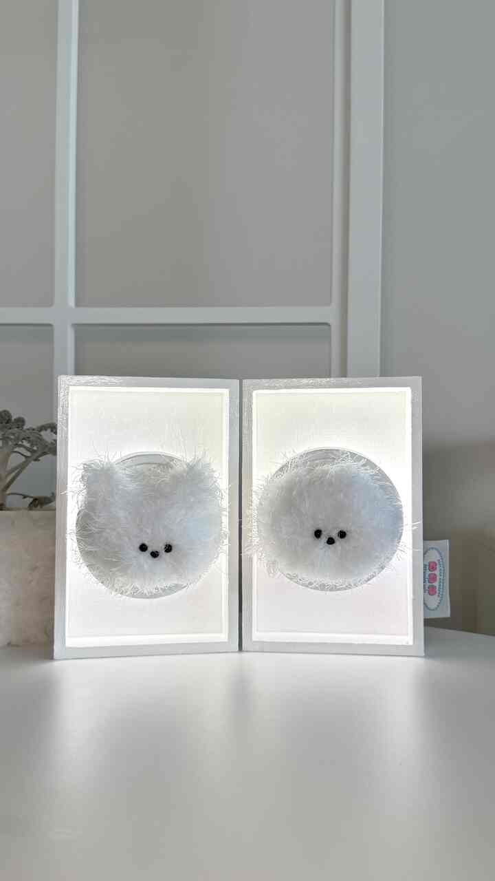 広告| @grohome_diy 

ダイソームでコスパ照明を作りたい
木製品を調理調理マッチしてより…
かなりかわいい組み合わせを見つけました！ 🪵

💬 コメントを残す場合は、使用した材料のリストと人形の顔を作るとき
参考にしたYouTubeリンクを一緒にお届けします！

私の家は全体的にホワイトトーンだからムードに合わせて
カラーを着せてあげたくてセルフペインティングに挑戦してみました！ 
DIYを楽しんで塗料を書くのはとても多いですが、
今回使ったグロホーム木材用ブラシ塗料は本当に気に入りました。

煩わしい準備 NO: ブラシ一体型だから道具取る必要なくちょうどシャンシャン塗れば終わり！

•臭い心配NO：無臭・無毒性なので室内で作業しても頭痛の毒な臭いが全くありません。

裏整理簡単：手につけても水で簡単に拭いてとても良かったです。 

残った塗料は別々に保管しておき、家のあちこちに
塗装が剥がれたところに、保守作業用としても充実して使用しました。

私たちのように簡単にリペイントDIYで！

⤹
ブランド@grohome_diy @grohome.official 
製品情報グロホーム木材用ブラシペイント

＃diy＃グローホーム 