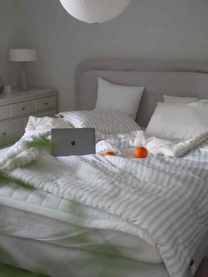 ＃かわいいテム最高です＃コンスープ記録集 
春になるので爽やかなカラーが惹かれて選ばれたソフラウム＆クリーンハグ布団！華やかなミントカラーは本当にかわいいです💚 
軽いのに暖かくて夏にエアコン入れて覆っていてもいいと思います🪽 


＃ソフラウム＆＃春の布団＃布団のセット＃布団の推奨＃寝室＃寝室のインテリア＃寝室の装飾＃ベッドルームのスタイリング 