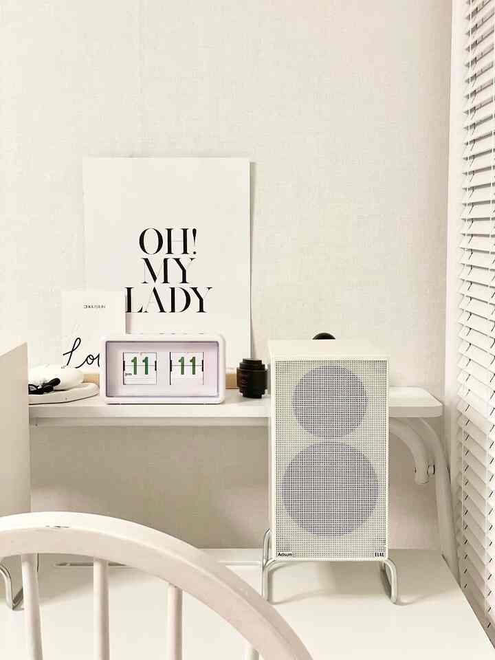 ＃家がプレゼント辞書⏰
跡取り始めた友人、新婚夫婦の家におすすめ 
#オルミレトロマウンテンフラップ時計！

1～2万ウォン先のプレゼントであり、必ず必要なリビング製品なので失敗確率少ないと思います。   
無騒音だから時計音 鋭敏な家にもぴったりなプレゼント。
数字ひとつひとつ進むのを見る時計あまりも面白いですㅎㅎ

＃コンスープ記録集＃かわいいテム最高屋 