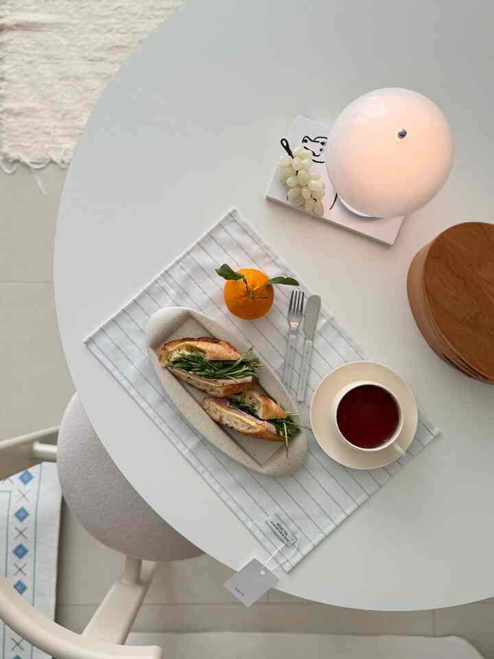 今日のホームブランチ🤍


#コンスープ記録集 #홈카페 #홈브런치 #홈스토랑 #플레이팅 #키친크로스 #하슈타 #인소일 #소통 #맞팔 #선팔 