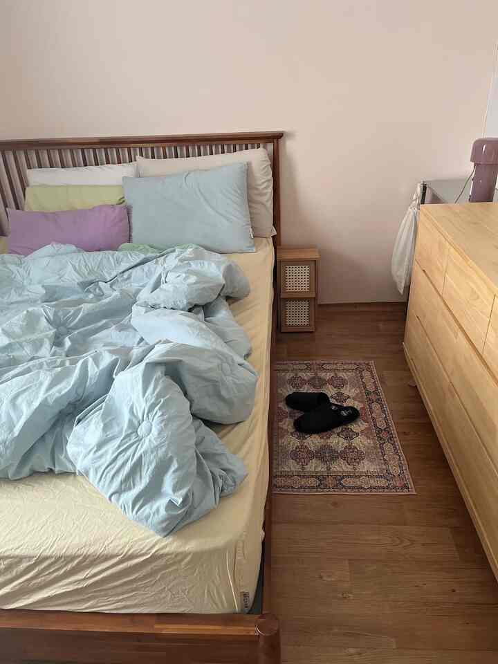 ＃今日の私たちの家の暑い天気で電気マットも歩いて、グッドモーニング寝室の整理🧺🤍

＃コンスープ記録集#オグレ #バザール #マティラ 