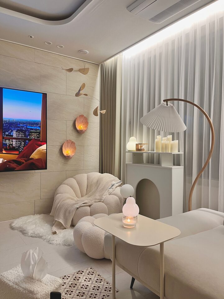 short form carousel card thumbnail