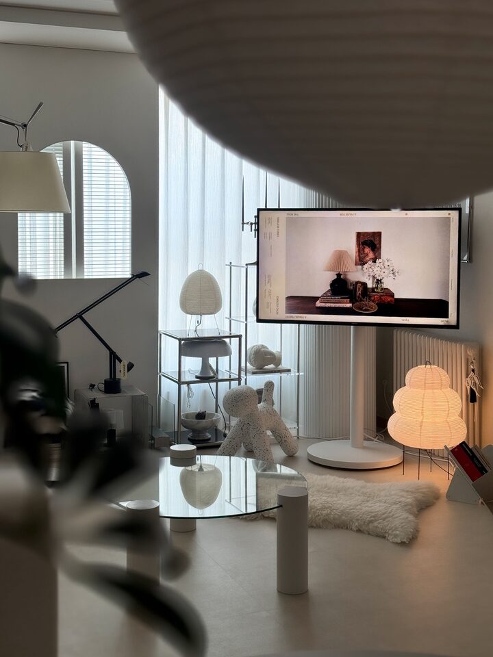 short form carousel card thumbnail