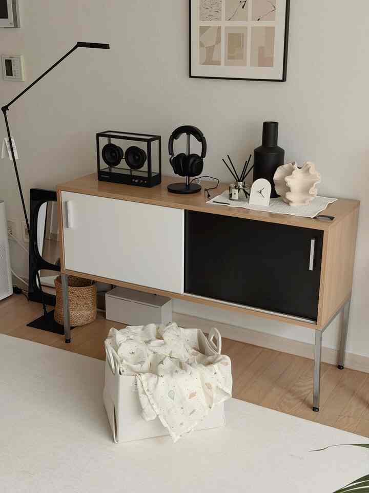 ＃コンスープ記録集＃今日の私たちの家の赤ちゃんの洗濯工場はまだ完了していません... 
＃リビングルームインテリア＃サイドボード＃カムカムコペンハーゲン＃ブランケット＃トランスペアレント＃ジャラホーム 