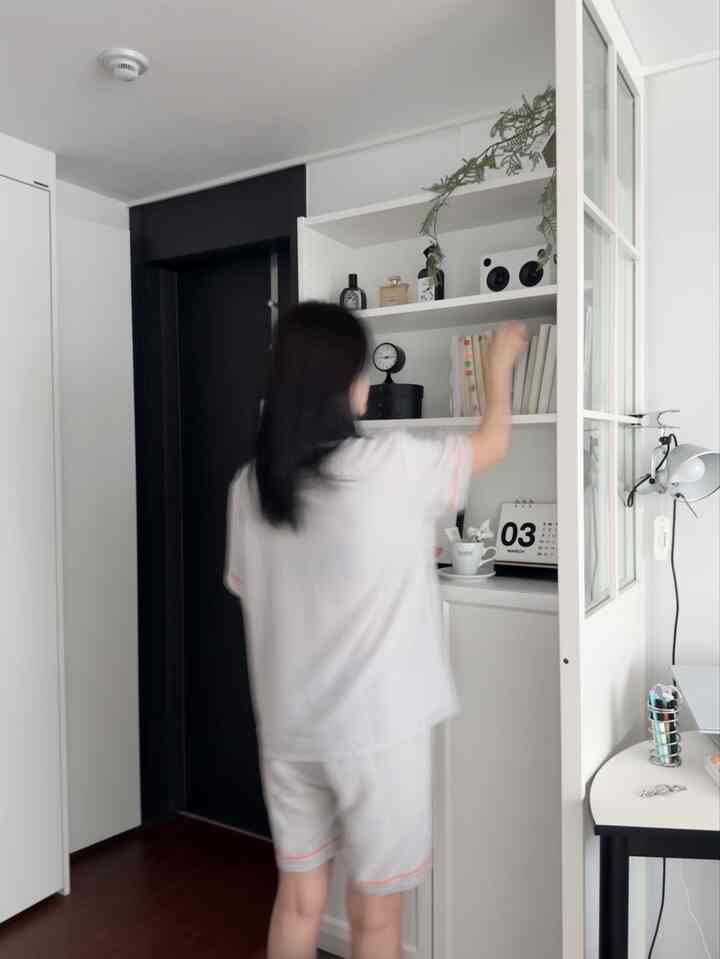 ＃かわいらしいテム最高屋＃コンスープ記録集＃安房照明＃調和＃調和鉢

ドレスルームオプションを選択しないでください。 
か壁に分けて使うところ：） 

ビリーで収納ときれいの両方を満たしたところ🤍