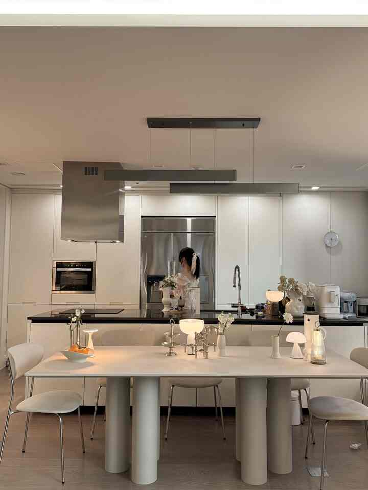  #오늘의우리집 #피아바 #식탁 
 #식탁인테리어 #보가테이블 #피아바식탁 #피아바쇼룸 #세라믹식탁추천 #세라믹식탁 #세라믹테이블 