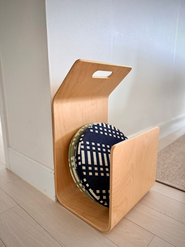 short form carousel card thumbnail