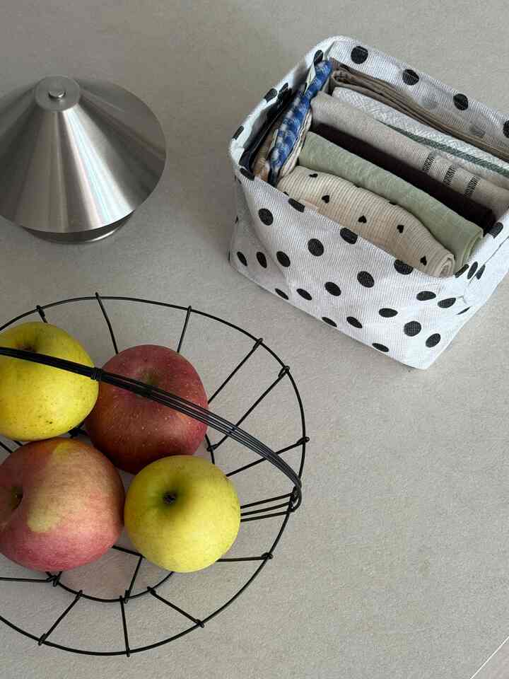 #콘수프기록집 #예쁜템최고야 

チャゴクチャゴク整理したキッチンクロス🩶
気分に応じてお好みに合わせて選ぶ味  #주방꾸미기   #단정한집 