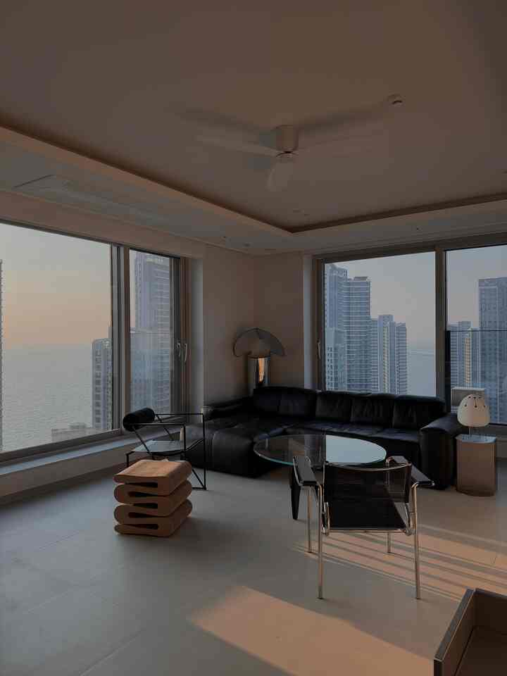 #콘수프기록집 #오늘의우리집 #미드센추리 #미드센추리모던 #거실인테리어 

曇りながらも晴れが共存した今日の我が家💙