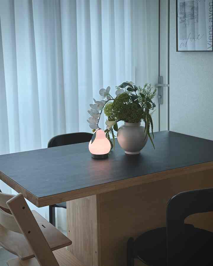 #コンスープ記録集 #インテリアノウハウ

ダイニングテーブルをリビングルームに置いて使用します。
ゲストを迎えるときに最適です。
だから少し大きいダイニングテーブルを買いたい水浴び
どんどん上がります😂

＃構築インテリア＃構築リモデリング＃ミニマルインテリア＃ミニマルリビングルーム＃構築リビングルーム＃コンパクトなリビングルーム＃リビングダイニングテーブル＃アイルランドダイニングテーブル＃ホームバーダイニングテーブル＃収納ダイニングテーブル＃原木ダイニングテーブル＃ルミールフルーツ照明＃フルーツ照明＃ミニフルーツ照明＃きれいな照明