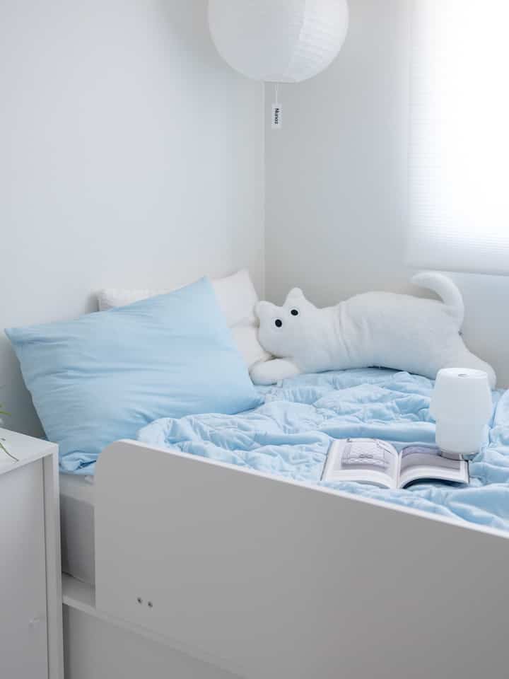 広告

天気が一日の間にフック〜暑くなる 
暑く乗る息子の部屋はすでに冷感寝具を敷いておきました。

夏の寝具は薄すぎるかパールパール飛ぶのがあまりでしたが、今年は非常に薄い綿も入っていて肌に触れたときに冷たい程度を示すQ-max数値の高い製品に選んだ。

冷えながらも体に涼しく巻き込まれるともうから大好きです^^

＃コンスープ記録集＃今日の私たちの家＃夏の寝具＃冷たい寝具＃子供部屋