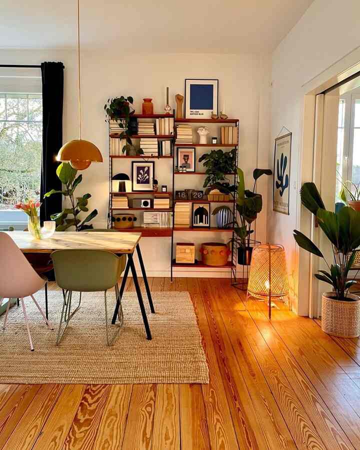 Creating a warm study nook with soft ambient lighting ✨
A cozy glow, layered textures, and a calm atmosphere — perfect for slow evenings, reading, and quiet focus.

#studynook #cozystudy #warmlighting #ambientlighting #homeofficeinspo #cozycorner #desksetup #moodylighting #readingnook #homelibrary #warmandcozy #interiorvibes #calmspaces #workspaceinspo #softlighting #cozyhome #minimalworkspace #eveningvibes #quietmoments #homeofficeideas

credit: @villa_pocket