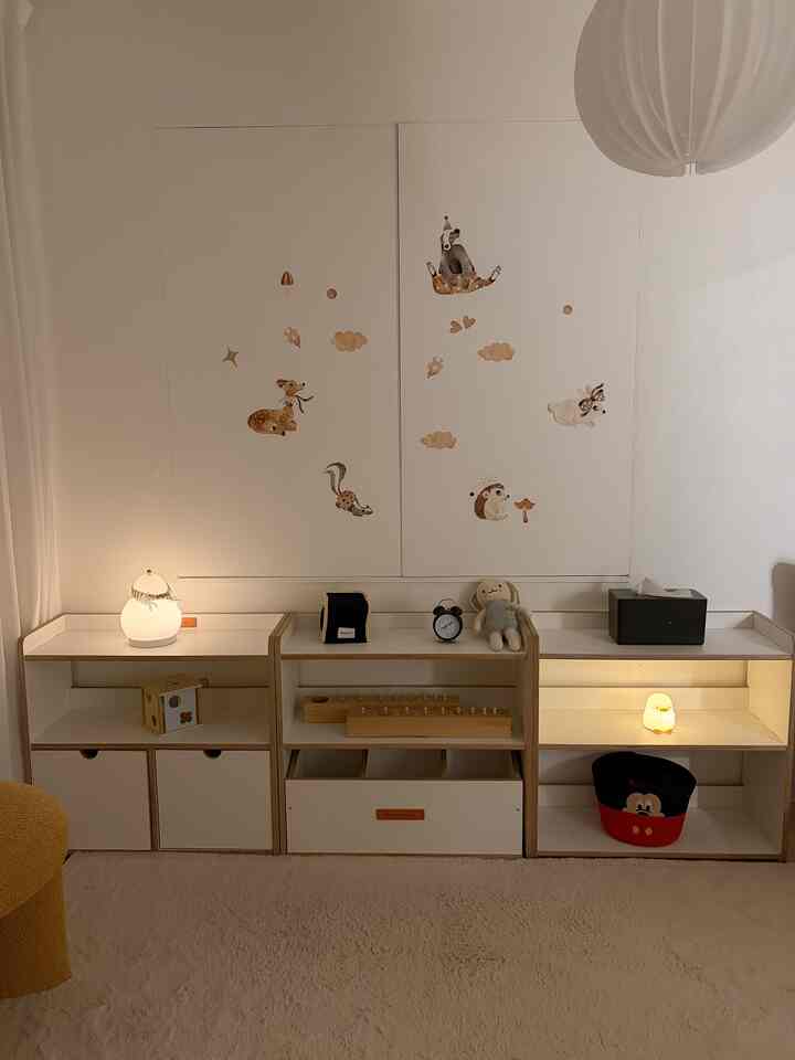 #인테리어노하우 #콘수프기록집 

お部屋を出して今子供部屋になりました🥹

子供部屋を漠然と考えているが、このように家具を置くから  #아이있는집 #아이와함께사는집 #아이와함께 #아가방꾸미기 #교구장 #맞팔 #선팔