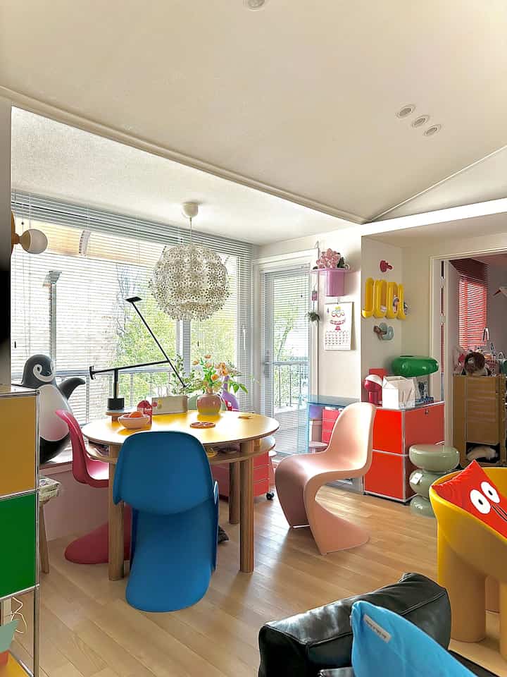 ＃コンスープ記録集＃今日の私たちの家＃1

晴れた春の日🌈🏠
私の家の朝！ 🌷🌼
住宅の春は庭の花が登るだけで挨拶しています。 
ありがとう、不思議です！ 🌸
私たちの家の1階の庭の花を見てください🌸🌼🌷
とてもきれいですか？梅ジョポップツバキまで🌺🌺🌺
とてもきれいな春です！！😍🐥

＃lc3＃cassina＃usm＃usmhaller＃usmデスク＃usmピンク＃クイブ＃私たちの家＃家具インテリア＃私たちの家のリビングルーム＃リビングルームのインテリア＃メイトハウス＃ハウススターグラム＃コンスープ記録＃住宅インテリア＃春 
