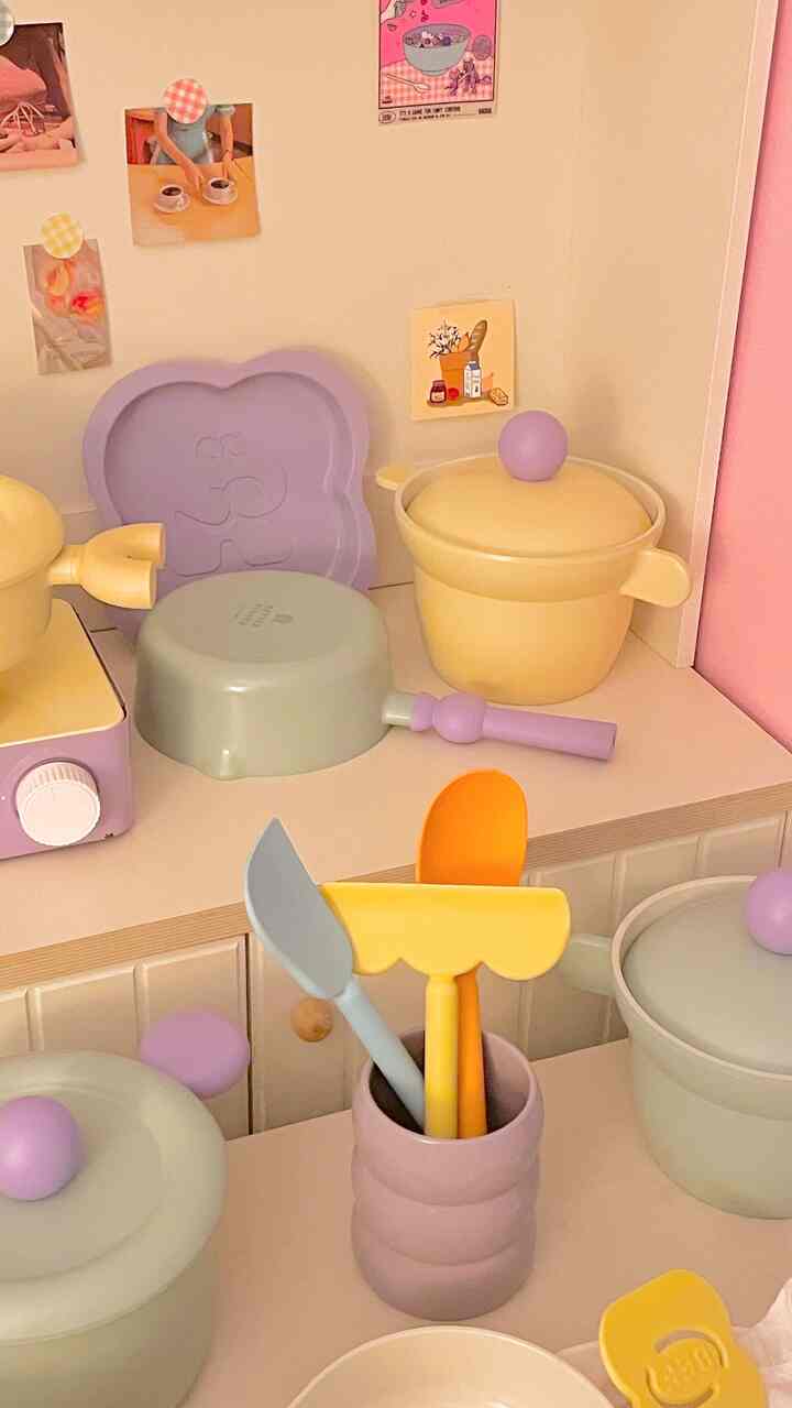 #OPENベターフィンガークックウェア6次🍳🎀

皆様お待ちいただいたベターフィンガークックウェア！
最低価格で今日の家にオープンしました🤲🏻
ベターフィンガーを待っていた人なら
この機会に手頃な価格で購入することをお勧めします。


ベータフィンガー製品は再購入率も本当に高い製品です。
私のフィードを見た人は知っていますが
何年もよく使っています🍲
お金の内産で追加購入もたくさんして、
知人に贈り物としてもらえるほど
私は本当に愛情のある製品です。.✊🏻🩵
だからもっと多くの人が一緒に使ってみたら
心がいっぱいです！🙈

別にプレーティングせずに調理後、そのまま出しても
素晴らしいプレーティングが完成する製品です。
色とデザインで、実物を見ればもっと反対するでしょう🩵

📍そこにベタフィンガーNEWアイテムも
一緒にお見せします。
とてもかわいいかわいいツールセット
人気のテムポットポットのニューカラーライトイエローまで追加
もっときれいなキッチンが作れますよ💛

 
💌そこにイベントも様々にご用意しました！

1.先着順イベント - 10万ウォン以上購入時先着順10分にシリコンへら一緒に差し上げます
2.セット購入購入 - ベタフィンガーベスト5種セット購入したすべての方に新製品ベタフィンガーキッチンツール6種セット+セラミックホルダーをお届けします
3.セット購入謝恩品 - ベターフィンガーシグネチャー3種セット購入したすべての方に新製品キッチンツール2種（スクープ、鉗子）を差し上げます

📍ベタフィンガークックウェア製品はインダクション、ガスレンジ、
ハイライトなどすべての熱源で利用可能です。
快適に使えます。

📍600以上の有害物質不検出テストが完了しました！

📍耐久性とノンスティックまでコーティング耐久性を6倍強化

📍陶器コーティングで安全でしっかり！

📍鍋のふたはグリルパンと互換性があります。

📍魅力満点カラーと一目惚れるデザイン！

🍚4/8(水)～4/12(日)の間
今日の家で最低価格で行われますので、この機会をお見逃しなく🕊
•┈┈┈•┈┈┈•┈┈┈

#コラボマーケット＃自家製ギフト＃フライパン＃自家製インテリア＃ワンルーム装飾＃ポットおすすめ  