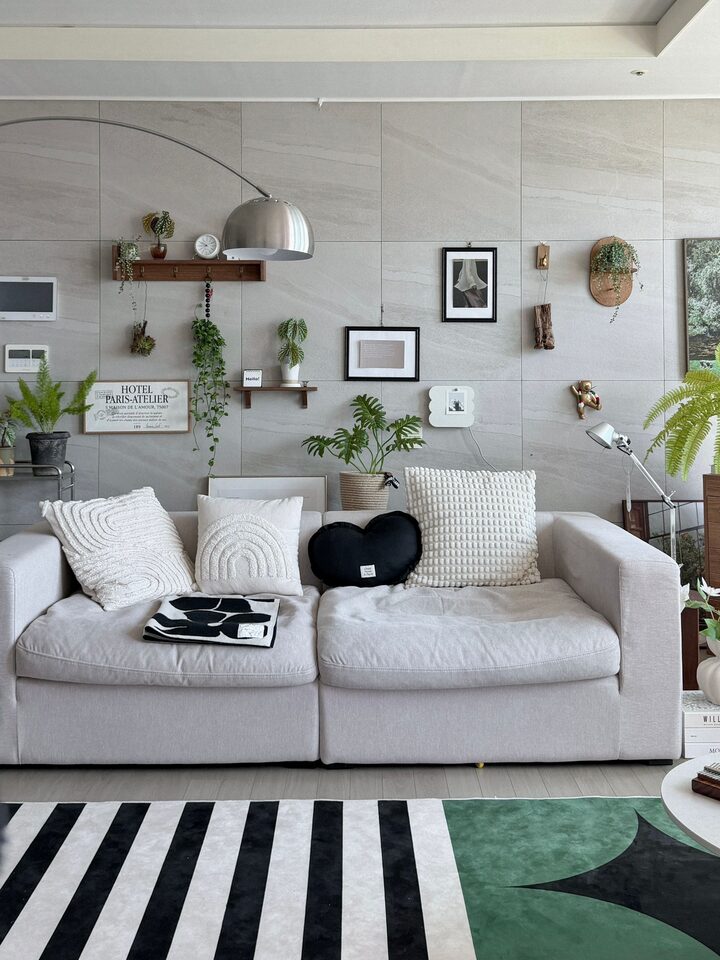 short form carousel card thumbnail