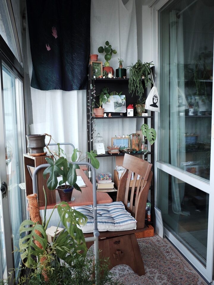 short form carousel card thumbnail