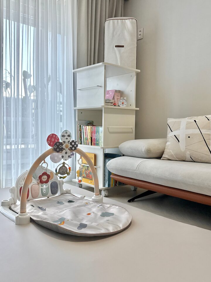 short form carousel card thumbnail