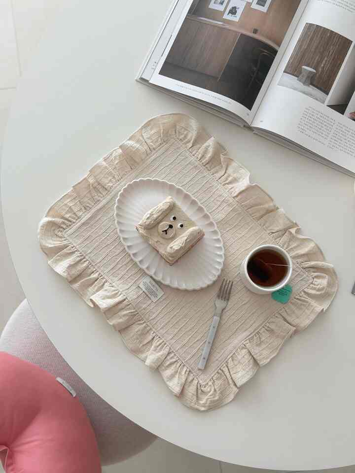 ＃かわいいテム最高です＃コンスープ記録集

かわいいキッチンクロスとボウルにかわいいケーキを食べる🐶
アールグレイケーキですが、子犬の形が可愛すぎませんか？ 
ハシュタフリルキッチンクロスと合わせました🤍


＃デザート＃スナックタイム＃ティータイム＃ハシュタ＃キッチンクロス＃ホームカフェ＃ホームカフェインテリア＃ホームカフェ小道具＃インソイル＃サークルテーブル＃コミュニケーション＃メイド＃サンパル＃週末日常＃週末に何をする＃週末に最も忙しい 