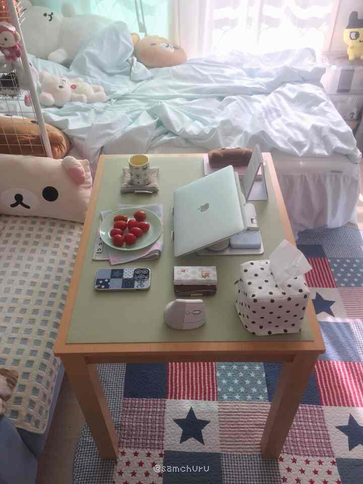 ＃今日の私たちの家＃コンスープ記録 

3-4時のみ撮れる雰囲気♡


＃モノトーンインテリア＃ホワイトインテリア＃モダンインテリア＃ミッドセンチュリー＃無彩色インテリア＃イケア