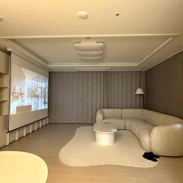  #둥근테이블 #거실인테리어 