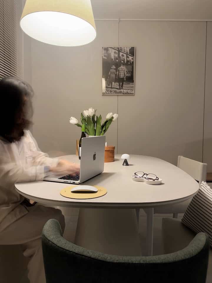 最近夜ごとに一人で講義を聞きながら師父作..✍🏼

＃コンスープ記録集＃五感レビュー＃30ピエロインテリア＃セルフスタイリング＃ホームスタイリング＃ホームデコ＃セレスホーム 

