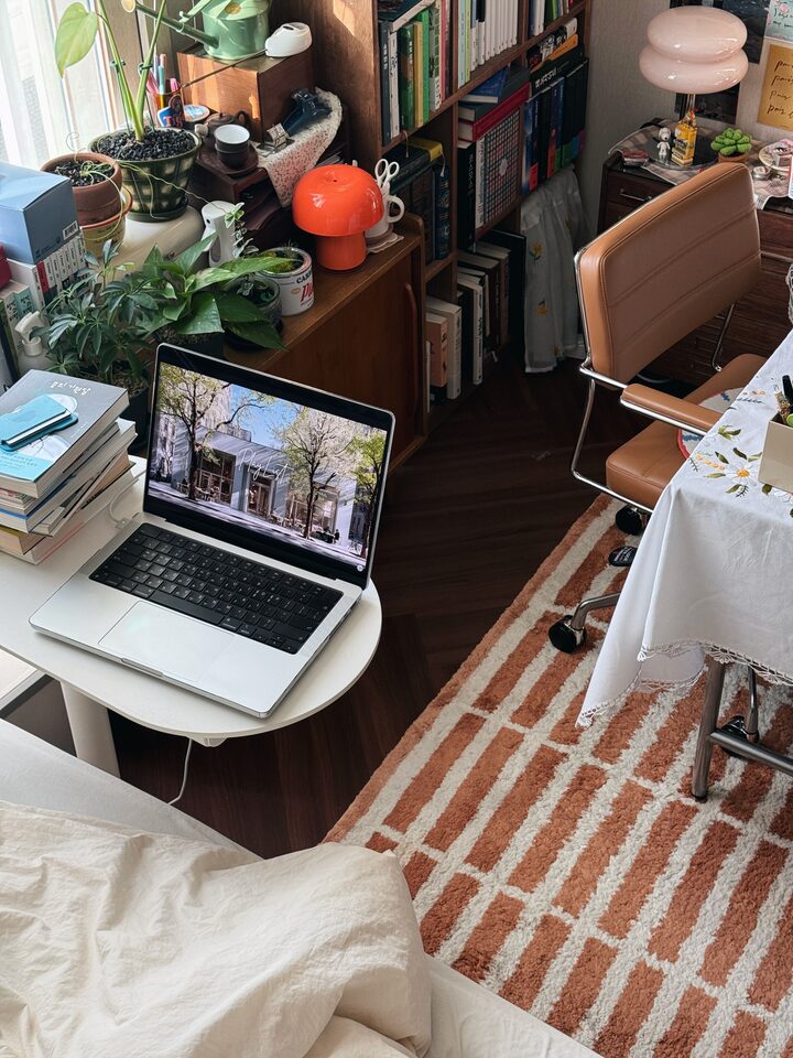 short form carousel card thumbnail