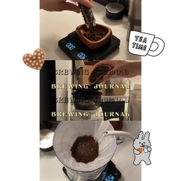 우리집 냉장고장 홈카페를 소개합니다 🎉💛
요즘 저희 부부의 새로운 취미이자
남편의 새로운 힐링존인 홈카페 공간이에요- !
핸드드립 커피에 (필터커피) 빠지게 되면서
이 공간들을 꾸미고 바꾸고 연구하게 됐답니다
원래 이 공간은 일반 아파트 냉장고장을 두는
자리로 마련이 되어있었는데요 - 🙌🏻
냉장고장을 홈카페장으로 선택하면서 
이 공간을 손쉽게 꾸밀 수 있었답니다 🧡
홈카페존을 제외한 나머지 공간은
수납으로 꽉꽉 사용할 수 있어서
공간활영도 2-3배는 잘 되는 것 같아요 🙌🏻🤍
오늘은 냉장고장, 홈카페장에서
남편이 브루잉, 즉 커피 내리기 연습하는 브이로그로
하루를 마무리해봅니다 ☕️🤍
오친님들의 오늘 하루도 행복한 하루 되세요🍀
#냉장고장잘써보장 #냉장고장 #홈카페장
#냉장고장추천 #홈카페장추천 #냉장고장인테리어 
#냉장고장홈바 #홈카페 #홈카페인테리어 #핸드드립
#드리퍼 #주전자 #전기포트 #그라인더 #커피타임 
#취미 #신혼부부 #신혼집 #화이트인테리어 
#커피그라인더 #브루잉커피 #브루잉
#맞팔 #선팔맞팔 #소통해요 #맞팔해요 🧡🥰🧡