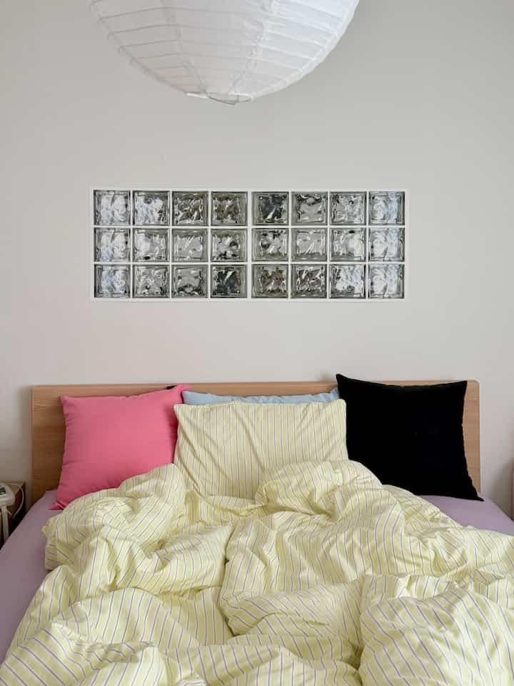 寝具交換はいつも寄付がいいですよ😌💕💛💜 

＃今日の家＃家の装飾＃セルフインテリア＃部屋の装飾＃ホームスタイリング＃自宅で最も忙しい＃家のインテリア＃構築アパートのインテリア＃構築アパート＃ウッドインテリア＃寝室スタイリング＃照明レストラン＃照明インテリア＃寝具インテリア＃寝具スタイル＃寝具レストラン＃ガラスブロックポスター