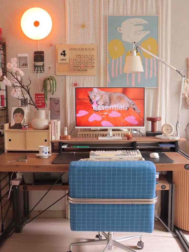 机の上の遊牧民がついに忙しい！
ウエストディスクのせいで、すべての椅子が不便でした。
座っているのが高域でした。
（今は大丈夫です〜

とても不快だったとき
腰が快適で可愛い椅子を見つけました。
快適なのはゲームチェア..しかし、きれいではありませんㅠㅜ

数ヶ月間今日の家で販売している椅子
みんな見たようです。

やっぱり目立つもの探す!!
実は座って見て生きるのではなく、冒険だった。

しかし、何が起こったのですか？
快適でブルーカラーとパターンのせいで
ウッドいっぱいの空間にポインドまでなるじゃない～！

長時間座っていても腰が痛くない
（腰が少し大丈夫になった理由もあります。

とにかく〜きれいで快適な机の上でよく選ぶ
トダクトダックセルフ賞賛中！

＃コンスープ記録集#在宅勤務スペース 