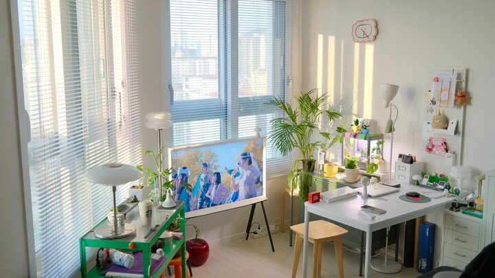 short form carousel card thumbnail